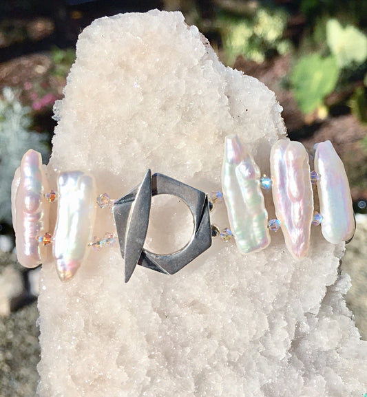 Amour Pearls Bracelet