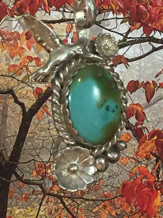 Hummingbird Feeding - Turquoise